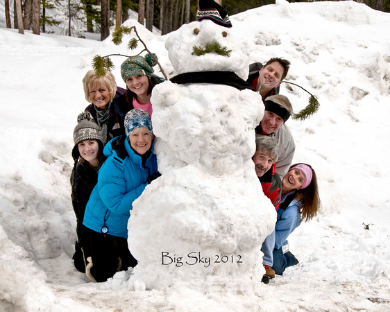 2012 BS fam snowman_1050 txt